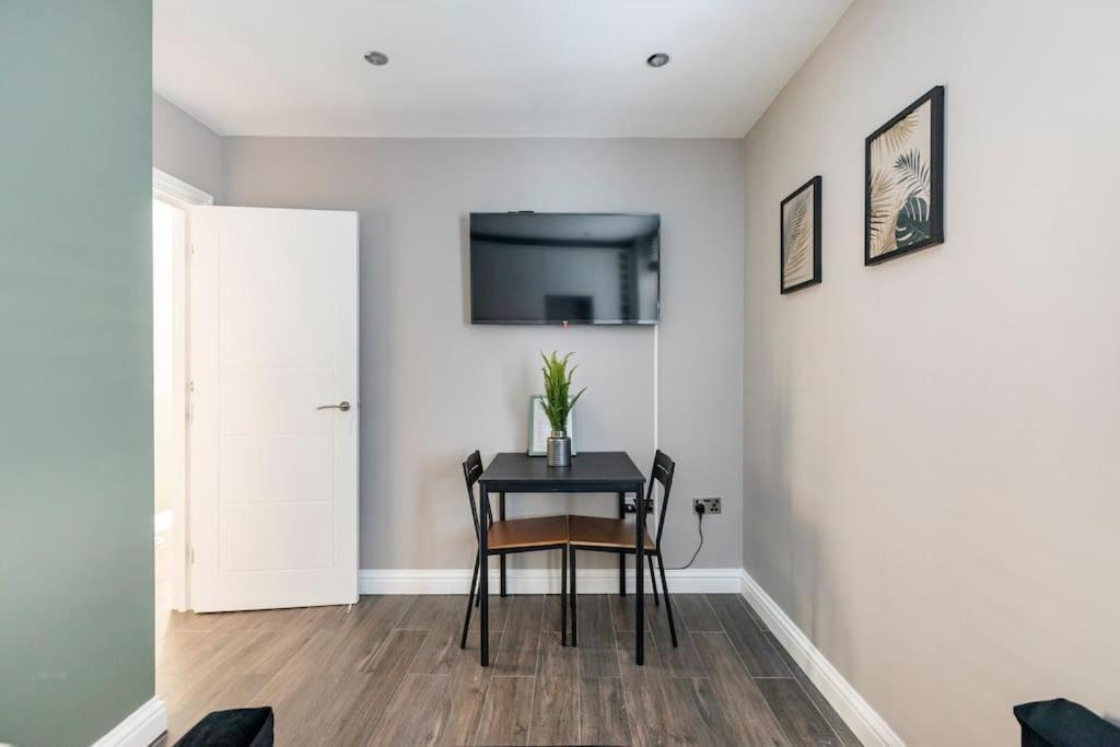 Beautiful Brighton Apartment, 5Min Walk To Beach Esterno foto